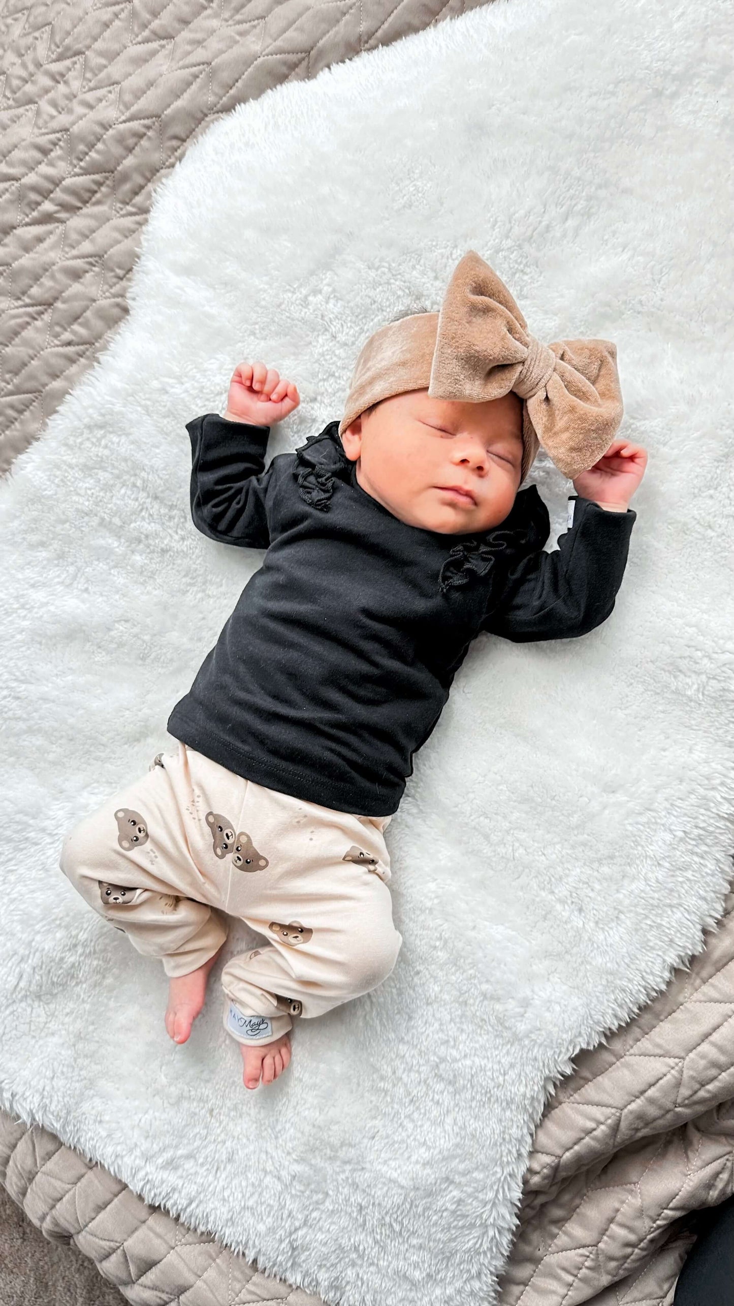 May Mays baby broekje Teddy beertjes beige